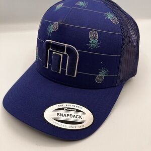 Travis Matthew Royal Blue Snapback Golf Hat Baseball Hat Pineapple NWT Trucker